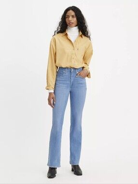 Levi's 725 High Rise Bootcut | Size 26 | Blue